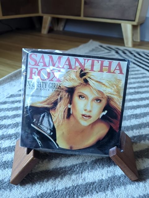 Vinyl Samantha fox naughty girls need love too 45