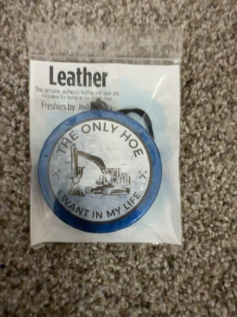Hoe Leather Freshie, Round