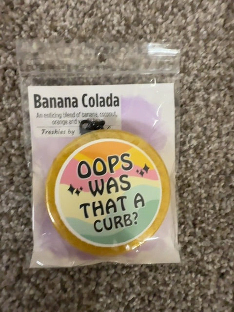 Curb Banana Colada Freshie, Round