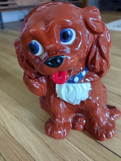Vintage spaniel cookie jar