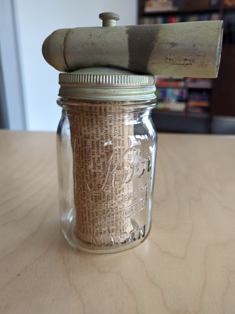 Kerr Mason spray paint jar