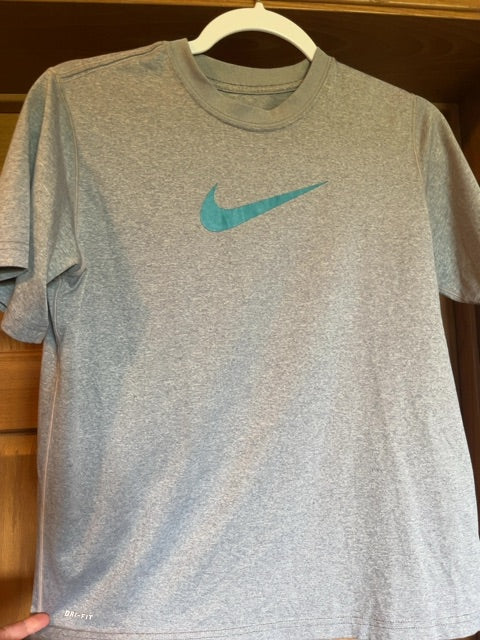 Grey Nike Tshirt, Large