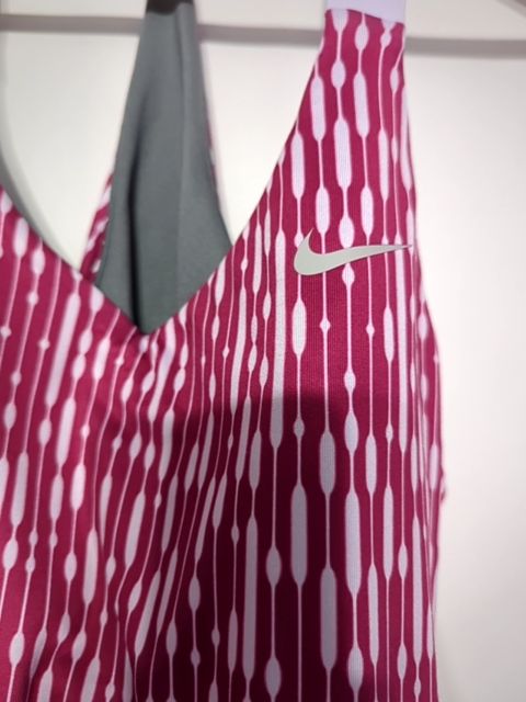 Modern Clothing Nike Workout Tank, XL