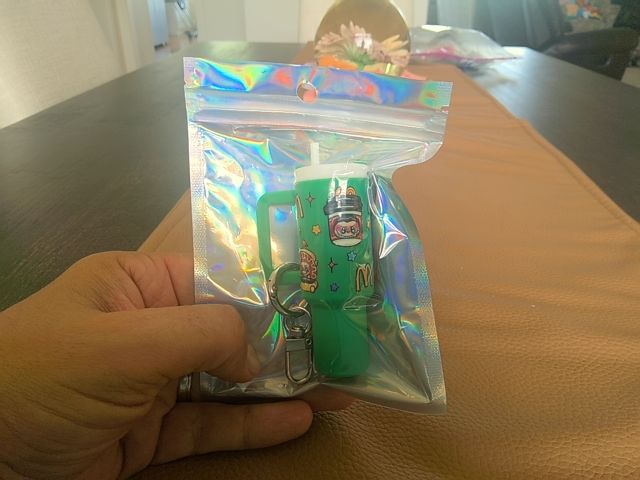 Green Tumbler Keychain Grace's bead Shop