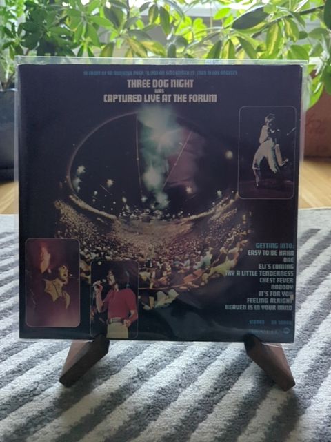 Vinyl Three Dog Night Live at the forum