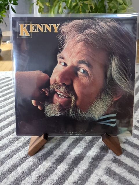 Vinyl Kenny