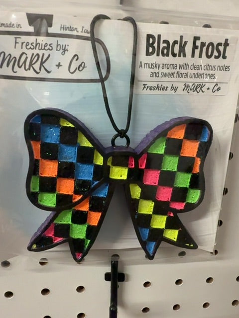 Checkered Bow Black Frost Freshie