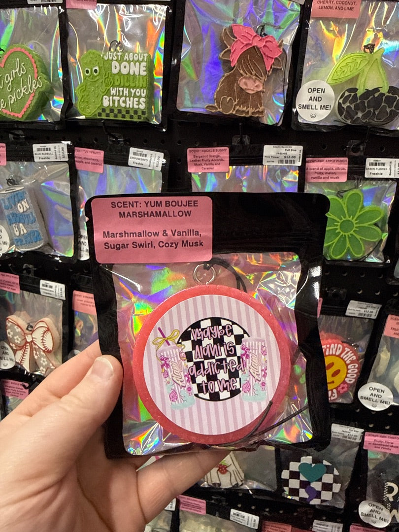 CC Alani Freshie, Small Circle