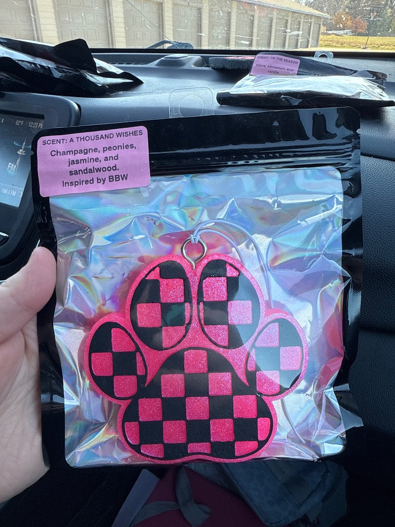 Dog Paw Freshie, Full Size