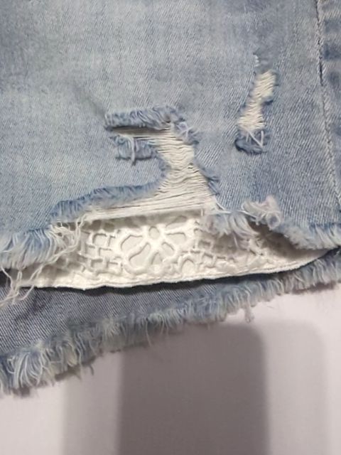 Modern Clothing American Eagle hi rise shortie, 12