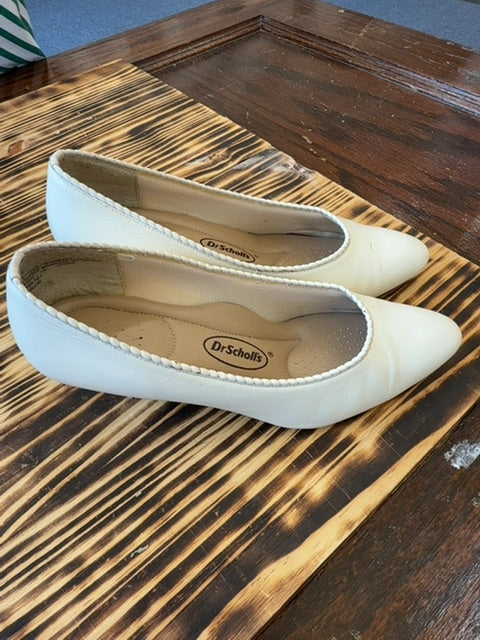 White Dr Scholls Pumps, 9
