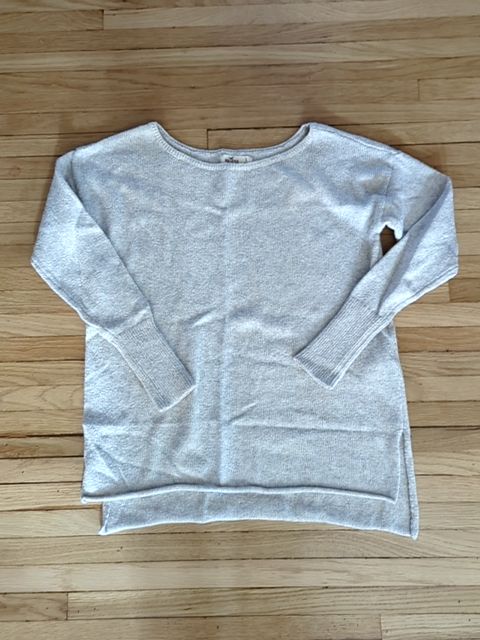 Modern Clothing Hollister sweater