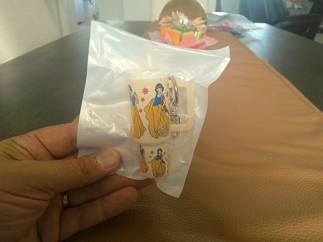 White Tumbler Keychain Grace's bead Shop