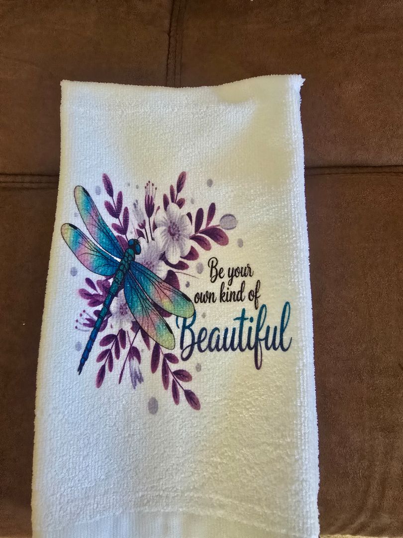 Hand towel Be your own kind of beautifil/ dragonfly