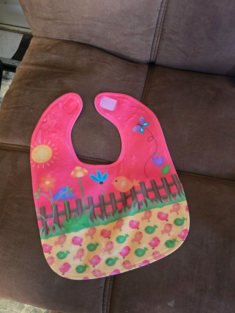 Baby Colorful birdie bib and burp cloth