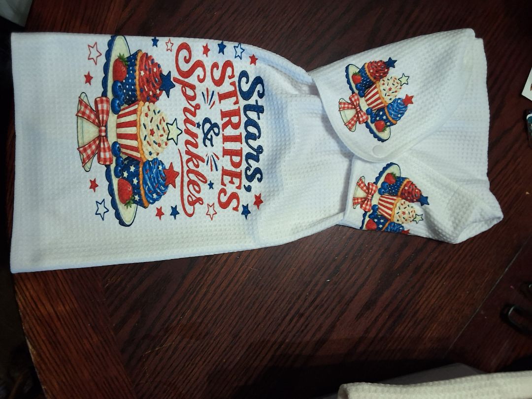 White Hand towel with snap Stars stripes and sprinkels