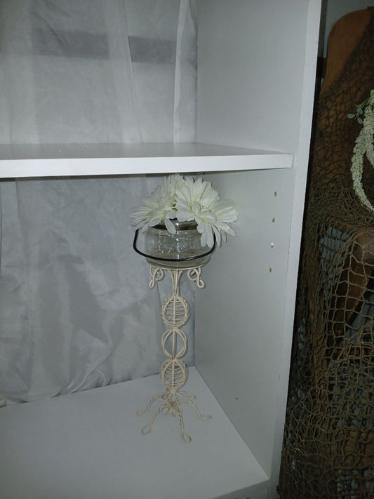 White flower w/ stand
