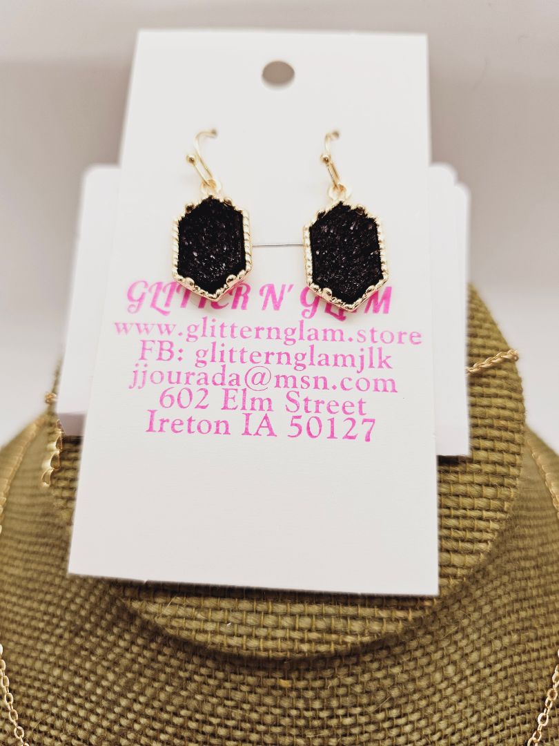 Black and Gold Glitter N Glam Necklace set