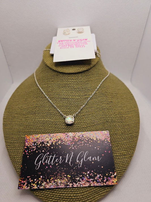 Silver Glitter N Glam Necklace set