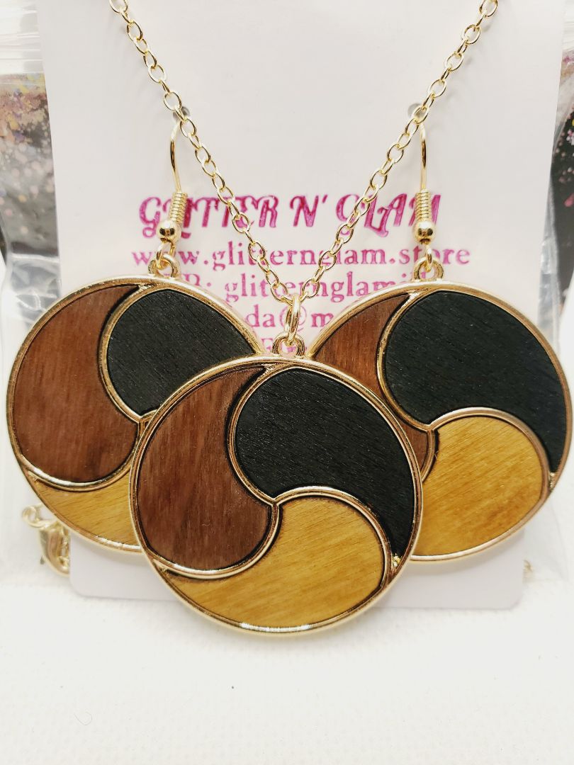 Wood grain Glitter N Glam Necklace set
