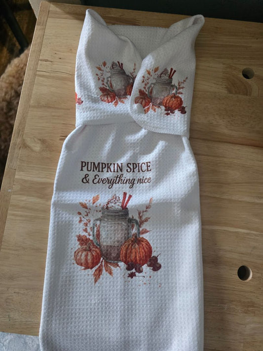 Fall Hand towel with snap PUMPKIN PIE AND EVERYTHING NICE, 16 x 28