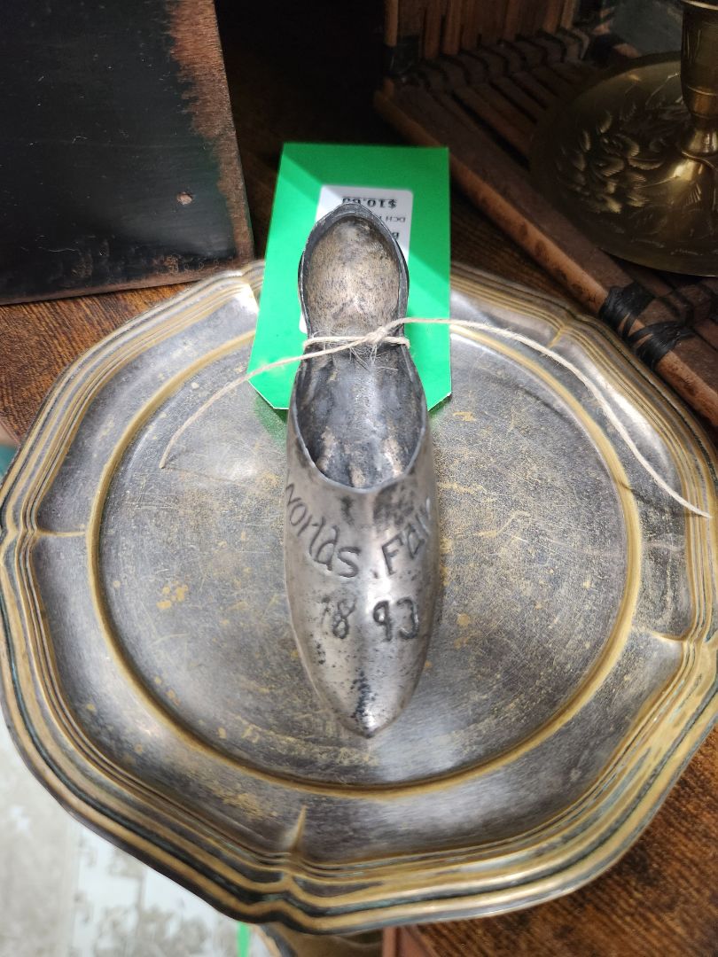 Metal World's Fair Shoe