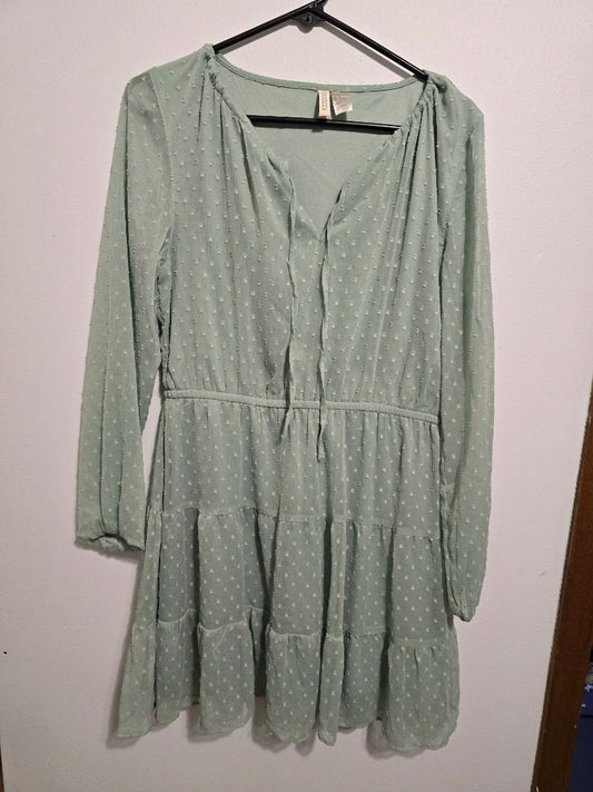 Green Divided H&H Dress, Medium