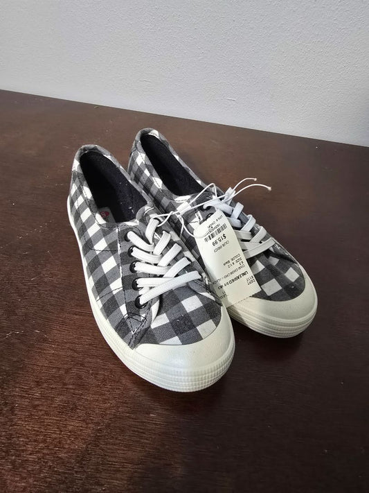 Black/White Checkered Unleashed Shoes, 6.5