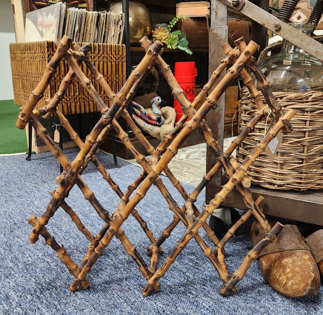 Vintage Bamboo Extending Rack