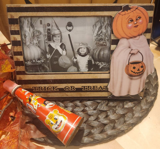 Halloween Picture Frame
