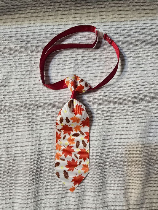 White Leaves  5" Adjustable Tie