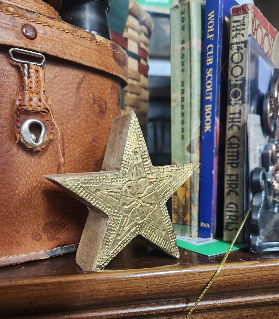 Wood Star w/Gold Embossing
