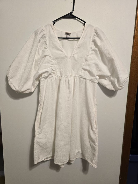 White A New Day VNeck, Puffed Sleeve, Pocket Dress, Medium