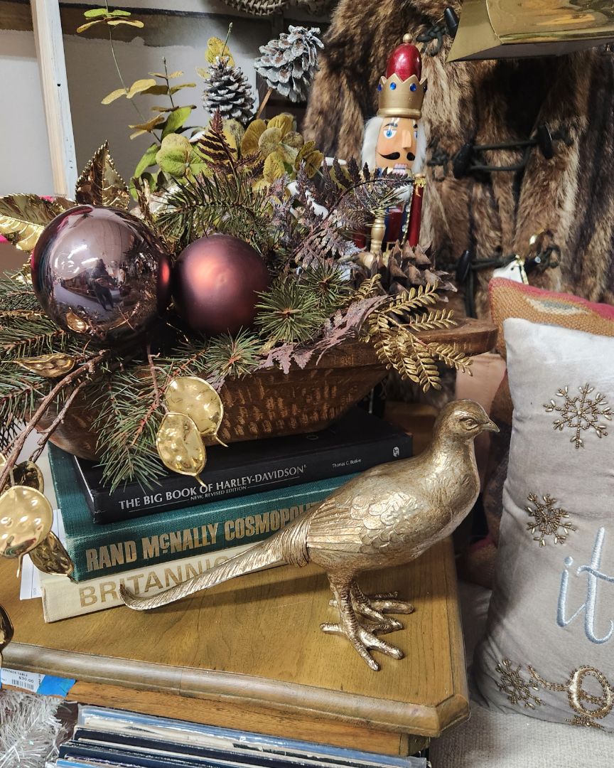 Beautiful Holiday faux Stem Arrangement