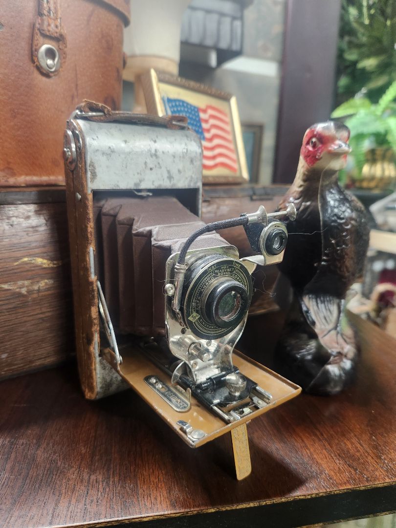 Antique Camera - No. 1 Ready Set Royal