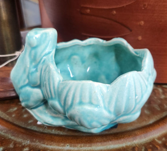Frog Planter - vintage McCoy