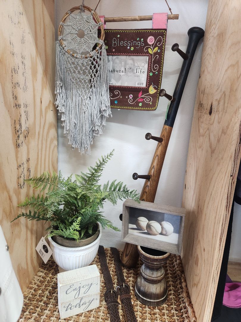 Baseball Bat Wall Decor w/ Hooks