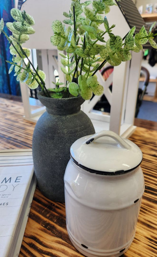 Shabby Chic White Pot w/Lid