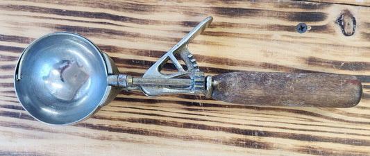 Hamilton Beach Model 31 Ice Cream Scoop
