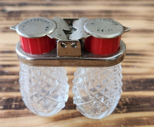 Vintage Salt/Pepper Shakers w/Red Bakelite Tops