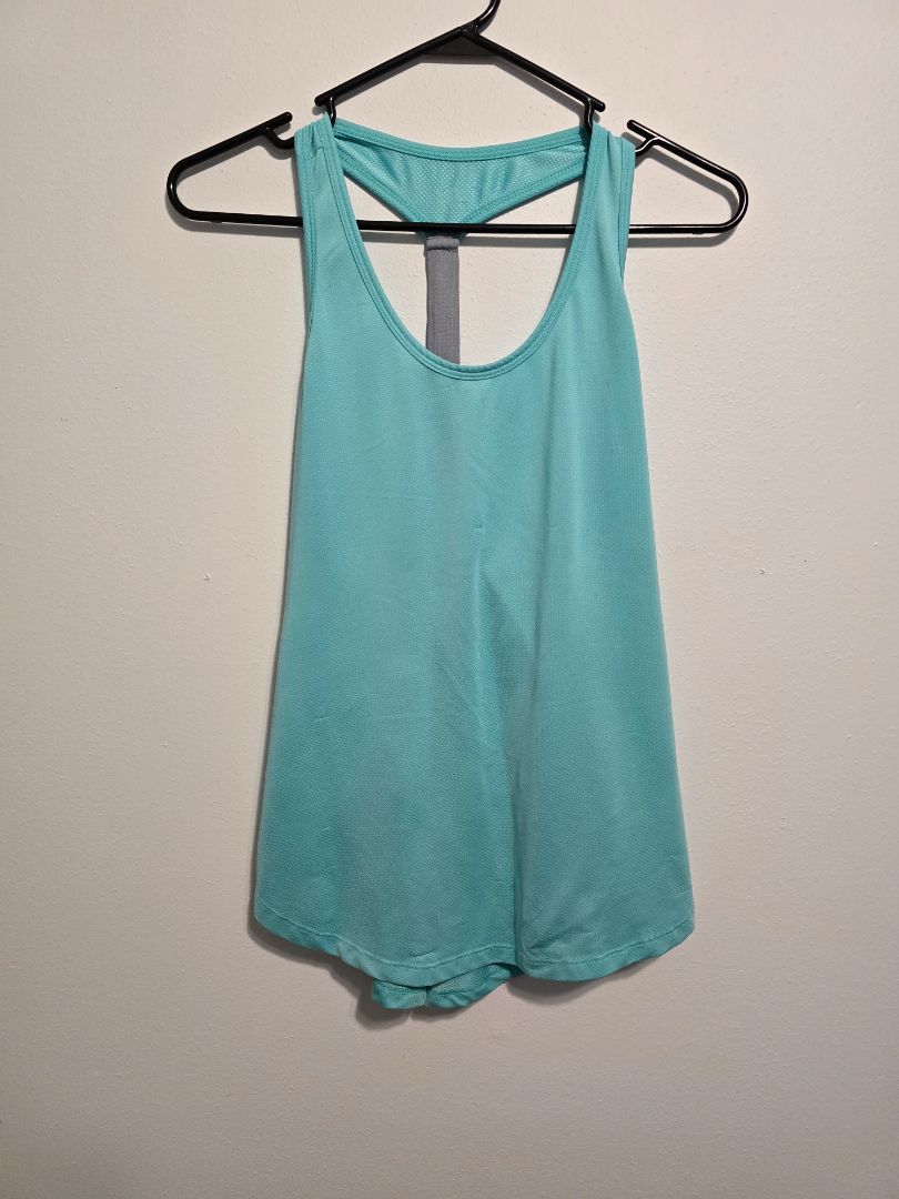 Green Old Navy Tank Top, Medium
