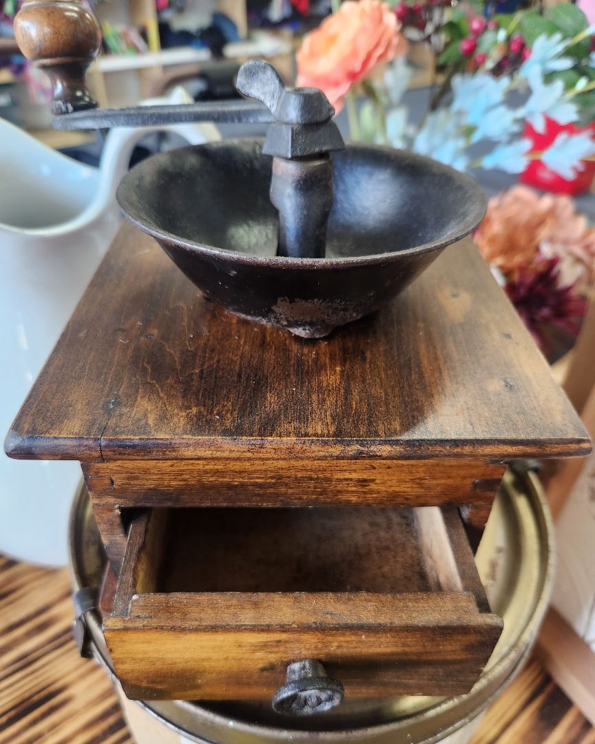 Coffee Grinder Vintage