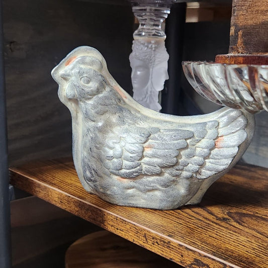 Solid Metal Chicken Mold Vintage Looking