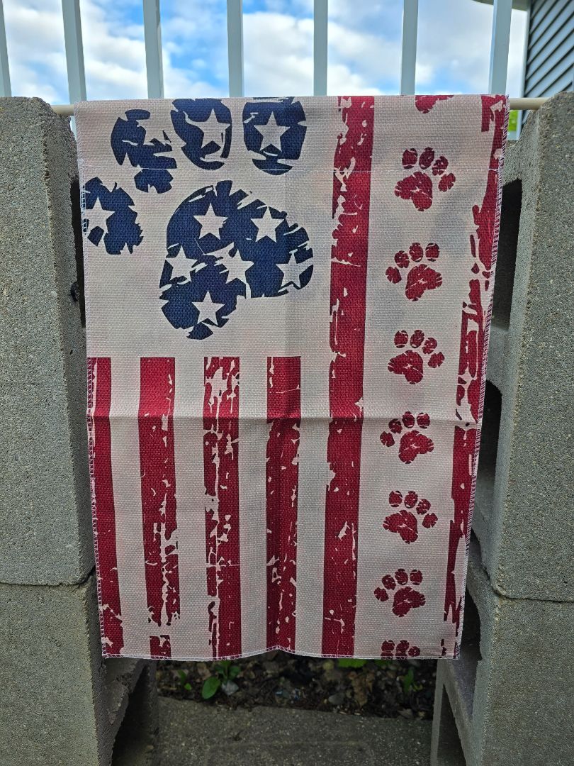 Red/White/Blue  Paw Garden Flag, 12" x 18"