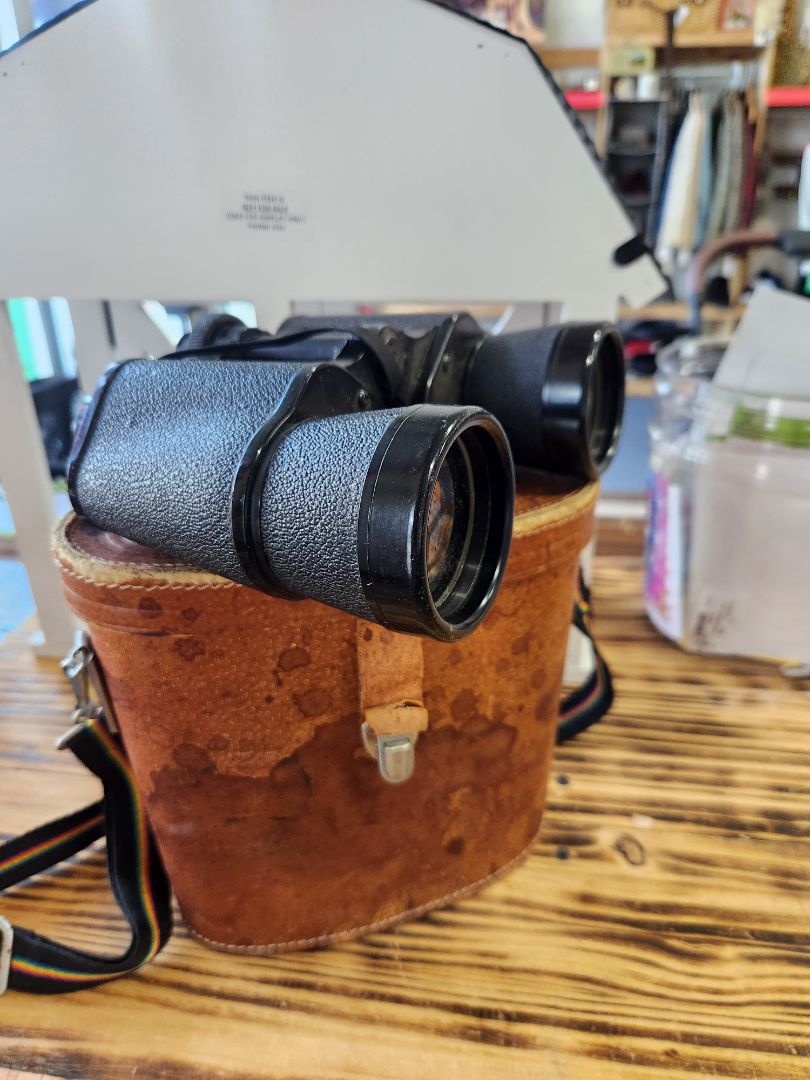 Empire Binoculars w/Case Vintage