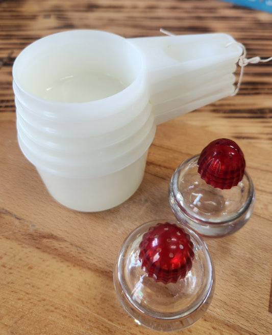 Tupperware Measuring Cups Set Vintage