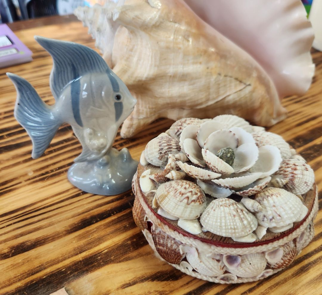 Porcelanas Miquel Requena Vintage Porcelain Fish
