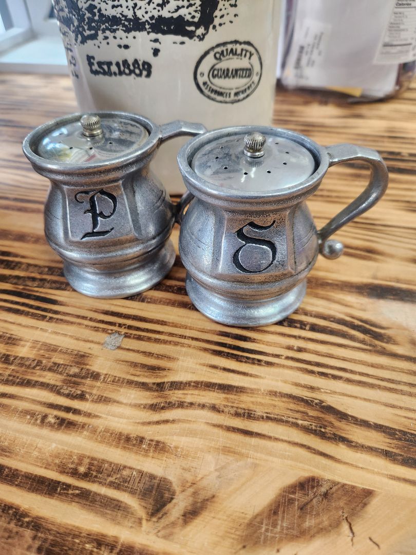 Vintage Wilton Armetale Salt & Pepper Shakers