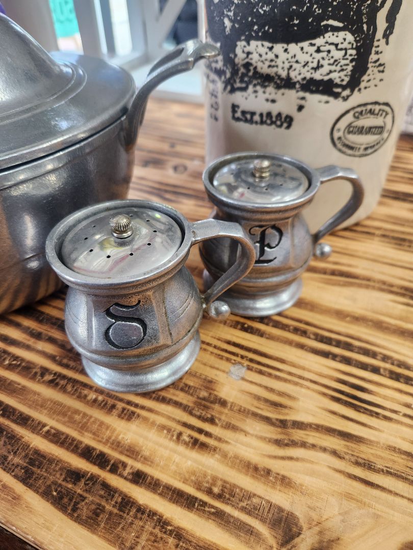 Vintage Wilton Armetale Salt & Pepper Shakers