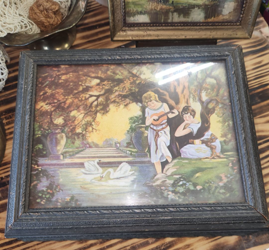 Antique Wood Dresser Trinket Box w/Print
